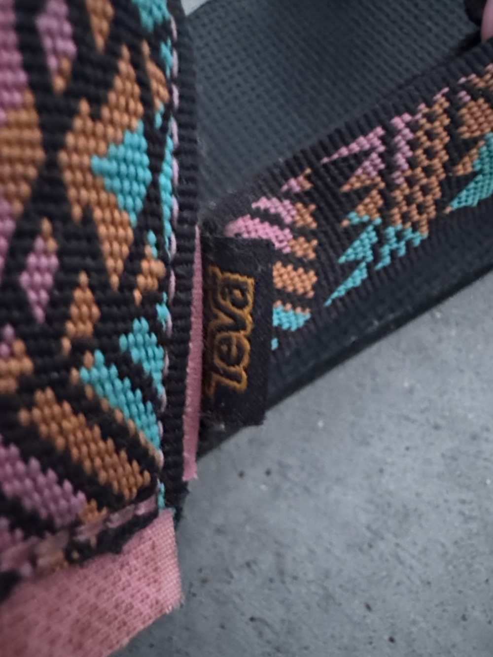 Unique Teva Women’s Orginial Universal Hiking Sands - Picture 3 of 4